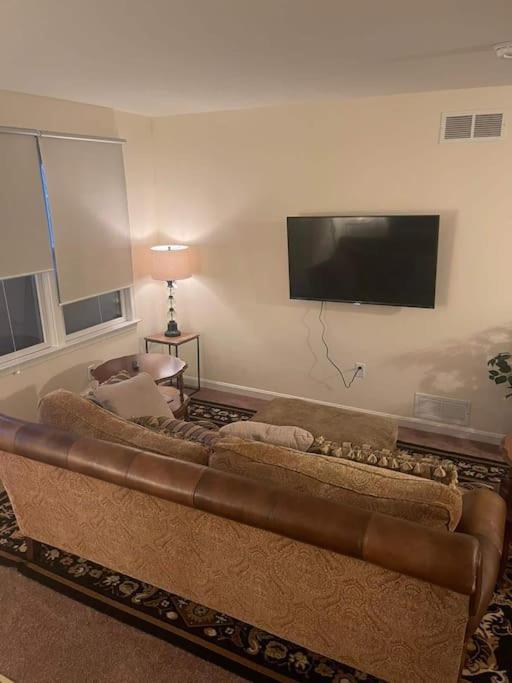 Entire Private 2 Bedrooms House, Nice Neighborhood Arnold Exteriér fotografie
